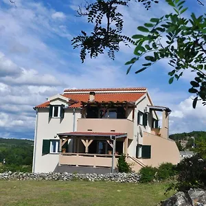 Carnizza Apartment Ražanac