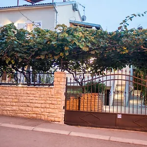 Wellness D'or - Exclusive New With Whirlpool, Sauna, Sunny Terrace, Private Parking Appartamento