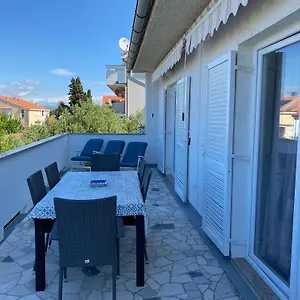Lucia Apartment Punat