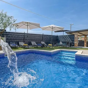  Villa Casa Veznaveri